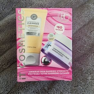 IT Cosmetics Unwrap Skin Barrier Strength Skincare Set NIb